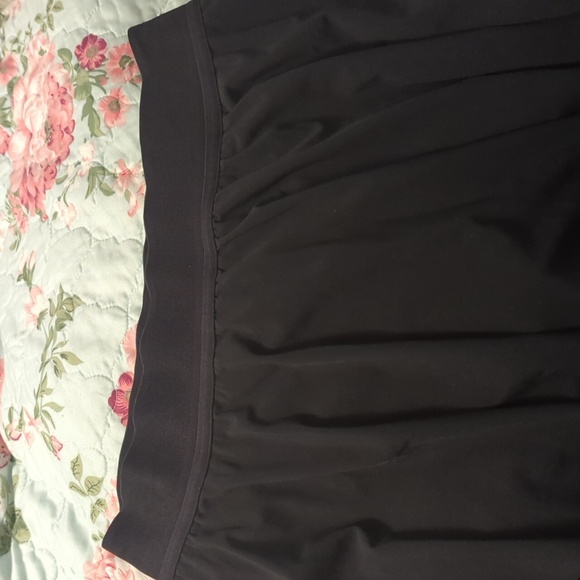 Lululemon Court Rival High Rise size 12 - Picture 7 of 12